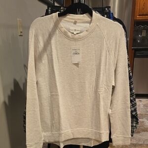 Lou & Grey Off-White Crewneck Sweatshirt